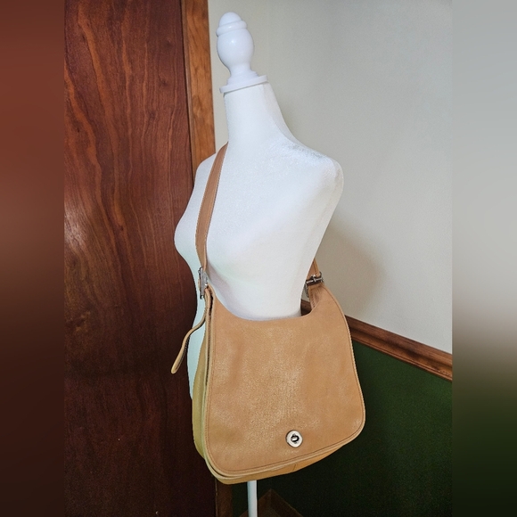 Vintage COACH Tan Leather Legacy Flap Crossbody Bag - Picture 1 of 12